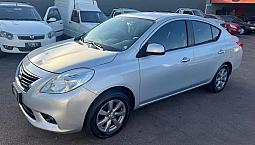 Nissan Nissan Versa 16Sl Flex 2013