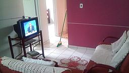 Aluga-Se Apartamento Mobiliado Bem Localizado