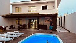 Casa 2 Dormitórios Para Venda Em Camboriú - Sc