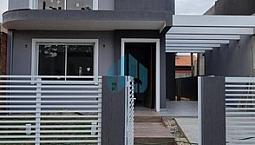 Linda Casa Nova Localizada No Centro De Garopaba, A 1.300 M Da Praia!
