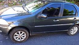 Vendo Carro Siena 2010/Completo  Kilometragem 116.203