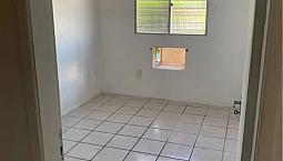 Alugo Casa Linda Ampla 