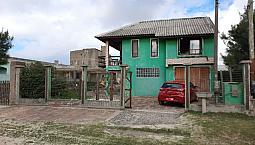 Vendo Sobrado Em Bal. Pinhal. 3 Dorm. Com Suite