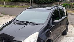 Vendo Nissan Livina 2013