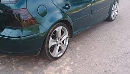Volkswagen Golf 1.6 Mi/ 1.6 Mi Gener./Black & Silver 2000