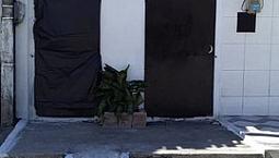 Vende-Se Casa Em Maracanaú Com Ponto Comercial