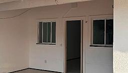 Casa Plana Para Locação.