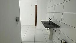 004 - Passo Chave No Garden 1 / 2 Quartos / 2 Banheiros / Terreo Com Quintal