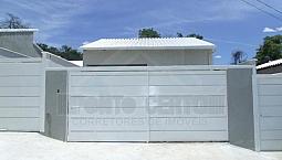 Linda Casa Com Entrada Individual 02 Quartos E 03 Vagas De Garagem!!