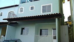 Casa Geminada-3Q-Bairro São Benedito/Canaã-Totalmente Mobiliada Ideal P/ Estudantes Ou Fam