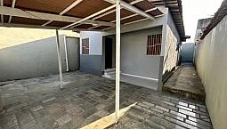 Alugo Casa Com 3 Quartos No Bairro Das Malvinas
