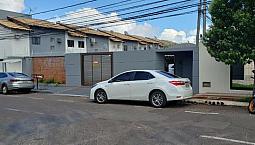 Casa Localização Privilegiada - Perto De Tudo - 750,00