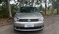 Volkswagen Polo Sed. Comfort. 1.6 Mi Tot. Flex 8v 2014