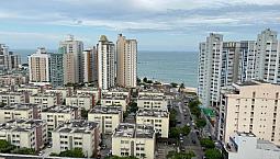 Apartamento Na Praia De Itapuã - 03 Quartos