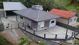 Casa Em São Pedro De Alcântara